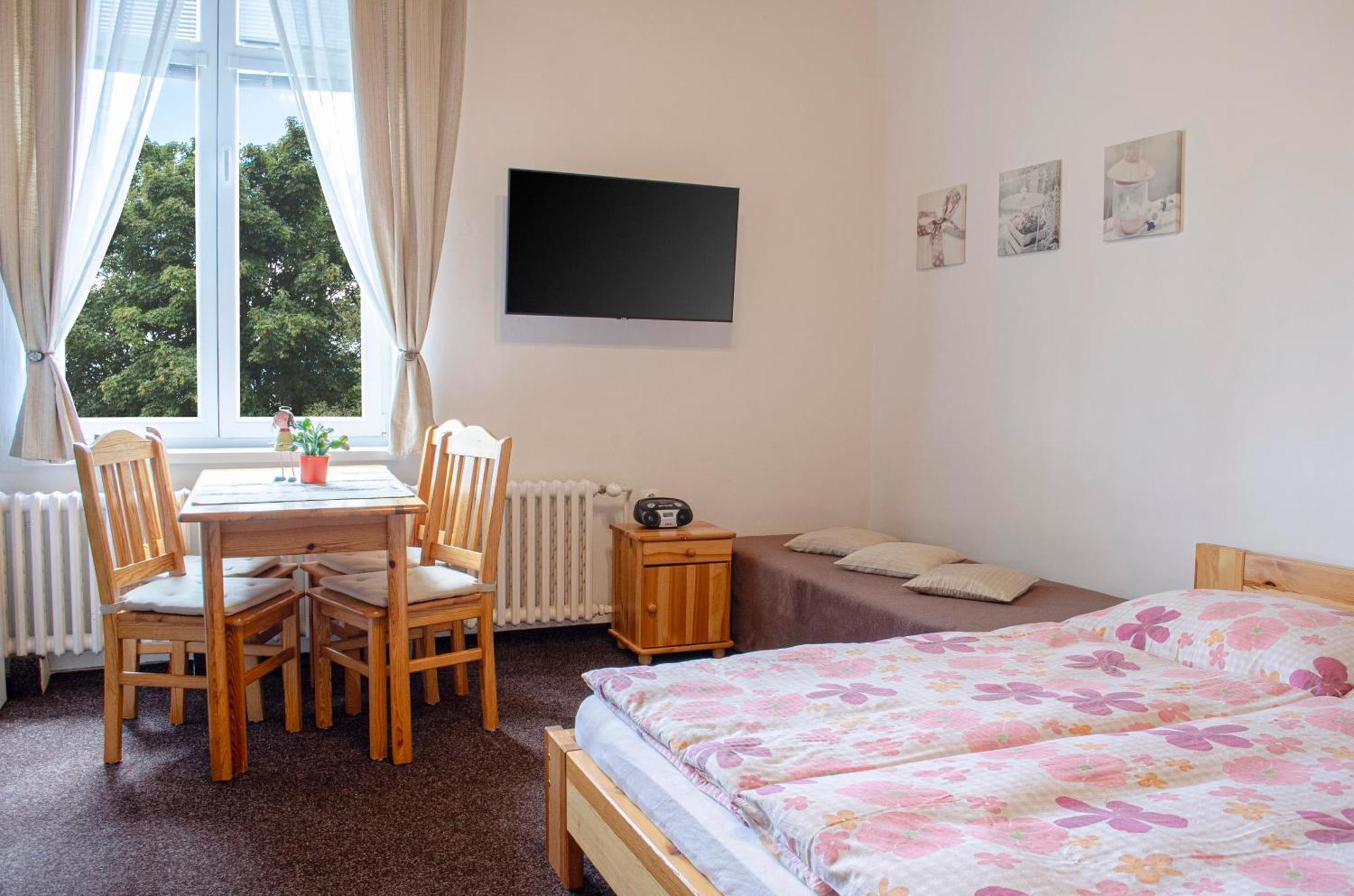 Apartmany Pavilon D - Budget, Classic, Family - Novy Smokovec - High Tatras Vysoké Tatry 外观 照片